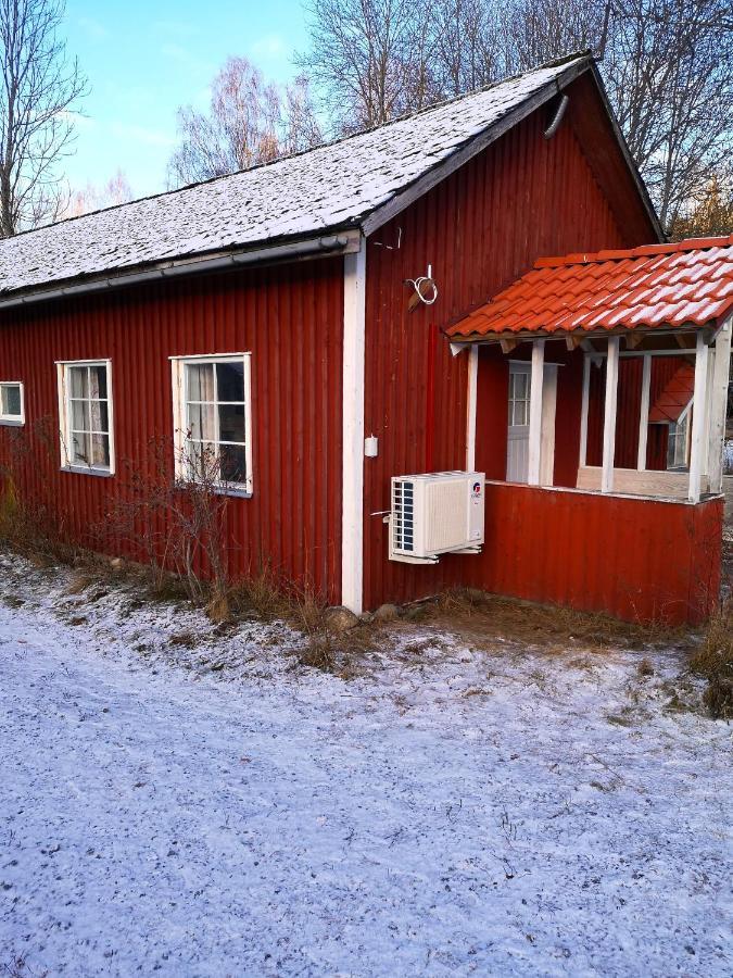Viken - Cottage By Dalslands Canal Dals Långed エクステリア 写真