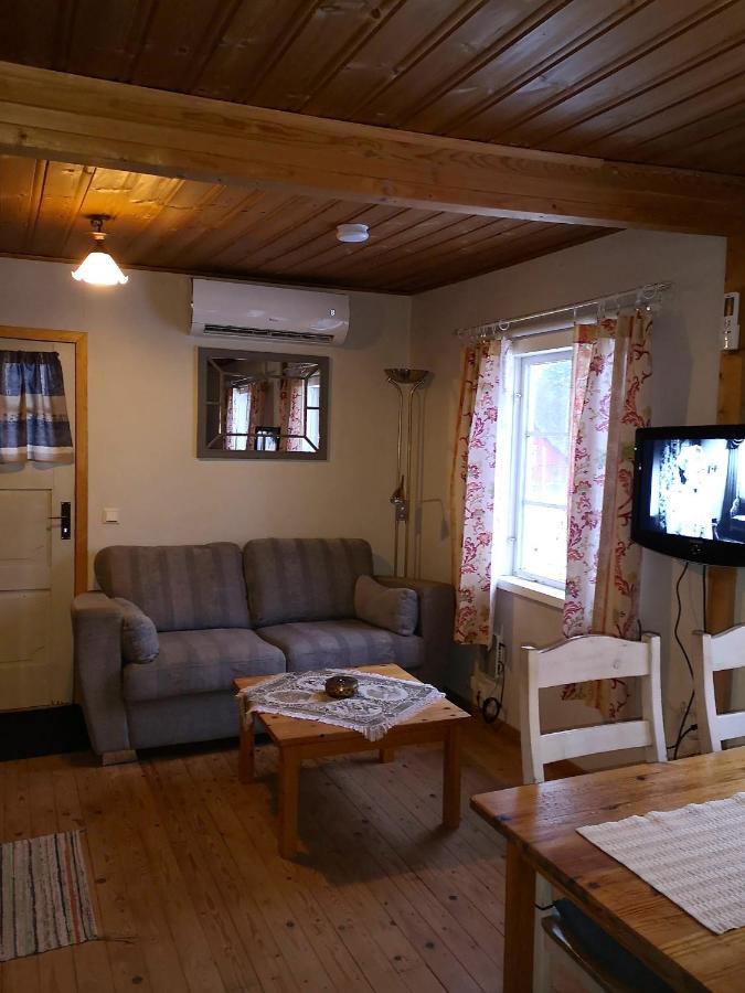 Viken - Cottage By Dalslands Canal Dals Långed エクステリア 写真