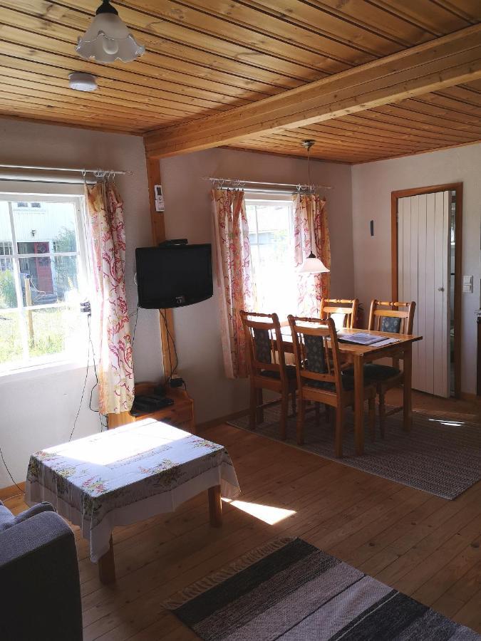 Viken - Cottage By Dalslands Canal Dals Långed エクステリア 写真